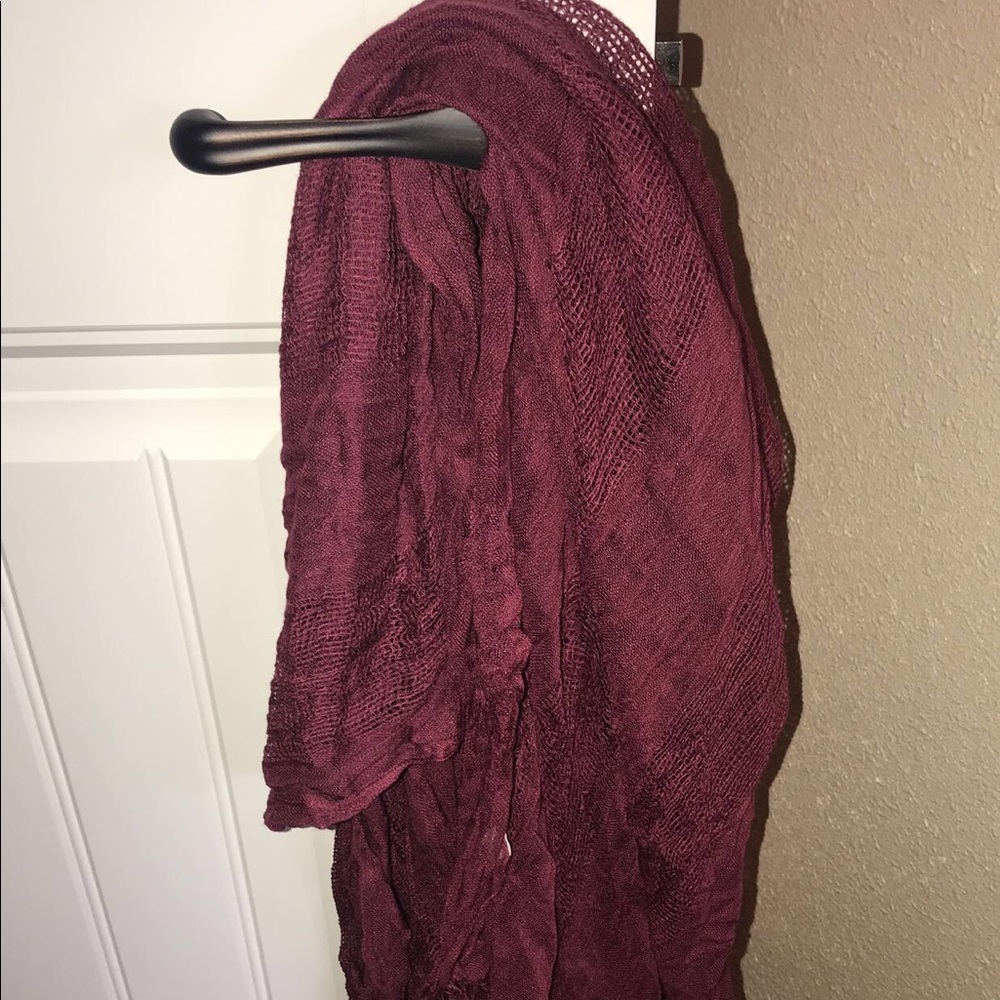 maroon scarf